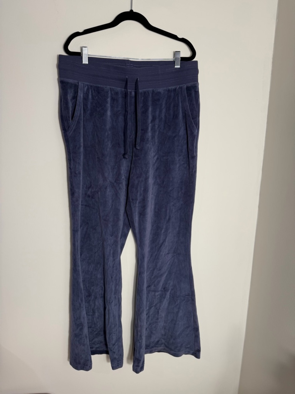 Women’s Navy Blue Velour Lounge Pants